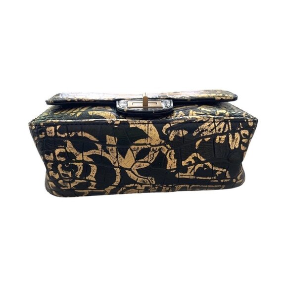 Chanel black gold Grafiti Crocodile embossed calfskin 2.55 Reissue 224 flap bag - Picture 2 of 13